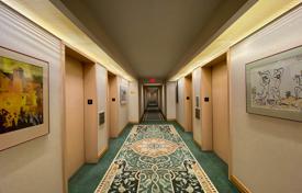6 dormitorio piso en Scarborough, Canadá. C$873 000