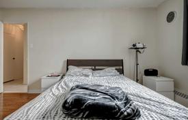 2 dormitorio piso en North York, Canadá. C$580 000
