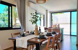 4 dormitorio villa 320 m² en Mueang Phuket, Tailandia. $503 000