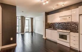 2 dormitorio piso en Capreol Court, Canadá. C$817 000