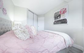 6 dormitorio piso en Scarborough, Canadá. C$772 000
