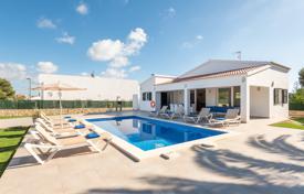 Villa – Menorca, Islas Baleares, España. 2 750 €  por semana