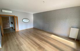 3 dormitorio piso 156 m² en Esenyurt, Turquía. $199 000