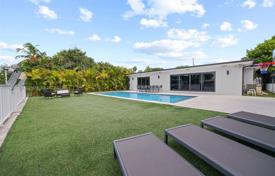 Casa de pueblo – Miami Beach, Florida, Estados Unidos. $3 685 000