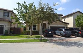 Casa de pueblo – Homestead, Florida, Estados Unidos. $595 000