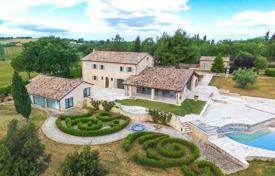 Villa – Marche, Italia. 1 850 000 €