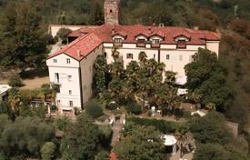 40 dormitorio castillo en Turin, Italia. Price on request