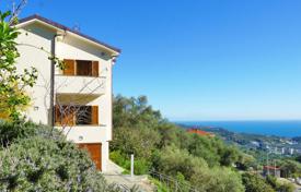 Villa – Liguria, Italia. 700 000 €