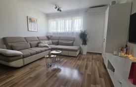 3 dormitorio piso 61 m² en Sibenik, Croacia. 250 000 €