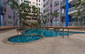 3-dormitorio apartamentos en condominio en Watthana, Tailandia. $575 000