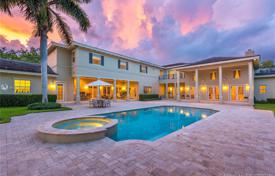 10 dormitorio villa 999 m² en Miami, Estados Unidos. $3 750 000