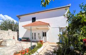 4 dormitorio casa de pueblo 150 m² en Drvenik Mali, Croacia. 379 000 €