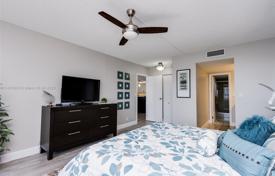 Condominio – Hallandale Beach, Florida, Estados Unidos. $489 000