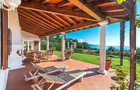 Villa – Padenghe sul Garda, Lombardía, Italia. 900 000 €