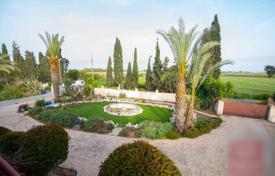 5 dormitorio villa 215 m² en Larnaca, Chipre. 700 000 €
