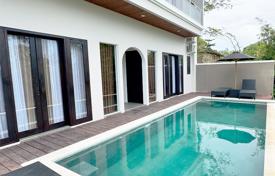 4 dormitorio villa 180 m² en Canggu, Indonesia. $550 000