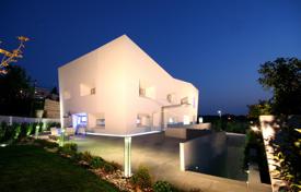 12 dormitorio casa de pueblo 675 m² en Pula, Croacia. 3 500 000 €