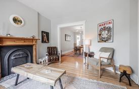 17 dormitorio adosado en Old Toronto, Canadá. C$2 157 000
