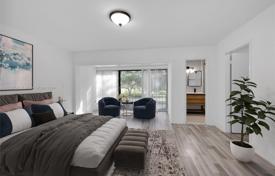 Condominio – West End, Miami, Florida,  Estados Unidos. $485 000
