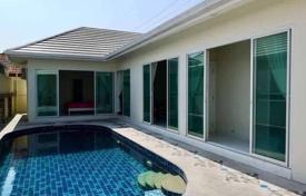 Villa – Pattaya, Chonburi, Tailandia. $128 000