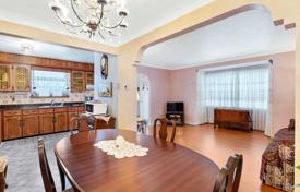 3 dormitorio casa de pueblo en North York, Canadá. C$1 370 000