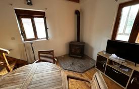 6 dormitorio casa de pueblo 220 m² en Herceg Novi city, Montenegro. 368 000 €