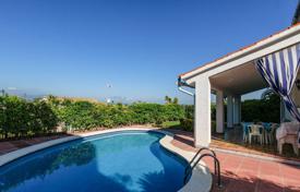 8 dormitorio casa de pueblo 356 m² en Blanes, España. 890 000 €