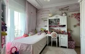 3 dormitorio piso 170 m² en Beylikdüzü, Turquía. $210 000