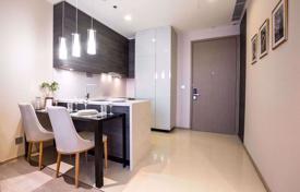 1-dormitorio apartamentos en condominio en Watthana, Tailandia. $376 000