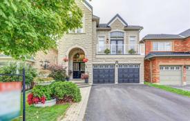 Casa de pueblo – Scarborough, Toronto, Ontario,  Canadá. C$1 386 000