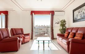 4 dormitorio piso en Cannes, Francia. 995 000 €