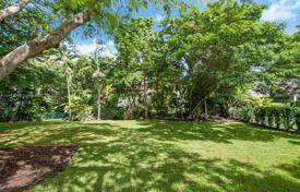 Casa de pueblo – Coral Gables, Florida, Estados Unidos. $5 900 000