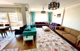 4 dormitorio piso 160 m² en Mersin (city), Turquía. $154 000