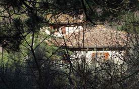 Villa – Rufina, Toscana, Italia. 850 000 €