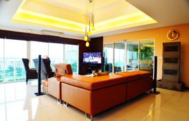 2 dormitorio piso 155 m² en Pattaya, Tailandia. $313 000