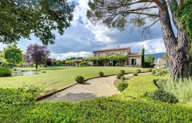 Villa – Saint-Saturnin-lès-Apt, Provenza - Alpes - Costa Azul, Francia. 2 950 000 €