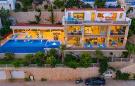 Villa – Kalkan, Antalya, Turquía. $1 689 000