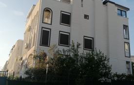 5 dormitorio adosado en Playa de Lara, Turquía. 45 461 000 TRY