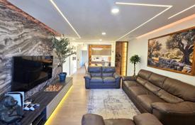 3 dormitorio piso 106 m² en Bečići, Montenegro. 321 000 €