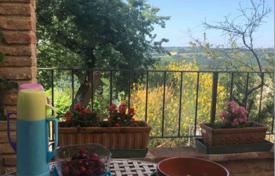 4 dormitorio villa 335 m² en Perugia, Italia. 1 100 000 €