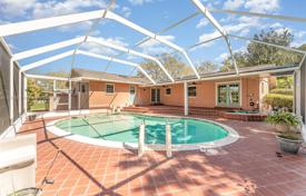 3 dormitorio casa de pueblo en Florida, Estados Unidos. $350 000