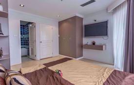 2-dormitorio apartamentos en condominio en Khlong Toei, Tailandia. $192 000