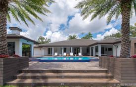 Villa – Coral Gables, Florida, Estados Unidos. $3 191 000