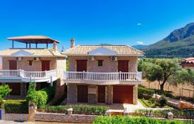 3 dormitorio casa de pueblo 90 m² en Peloponeso, Grecia. 290 000 €