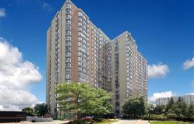 4 dormitorio piso en Scarborough, Canadá. C$858 000