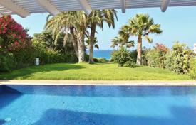 Villa – Protaras, Famagusta, Chipre. 6 800 €  por semana