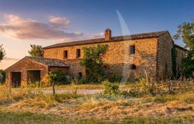 Villa 450 m² en Siena, Italia. 950 000 €