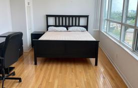5 dormitorio piso en North York, Canadá. C$1 291 000