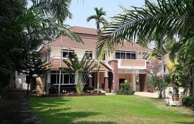 Casa de pueblo – Pattaya, Chonburi, Tailandia. $260 000