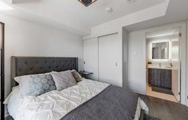 2 dormitorio piso en East York, Canadá. C$888 000